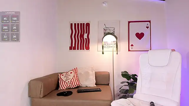 Emi_luv - 🍑SPANK ASS + SPREAD ASS 🍑
