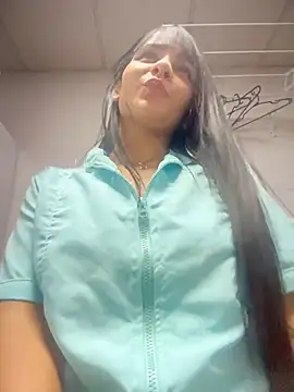 LuxeBrunetteXXX - FINGERING PUSSY CLOSE UP AT CLEAN WORK🫢