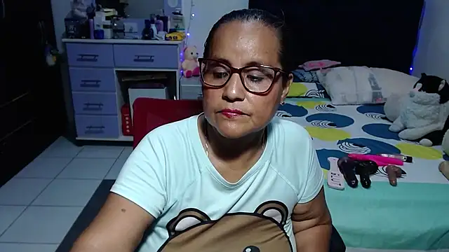 Chat +18 de pervert_mommy_ ao vivo
