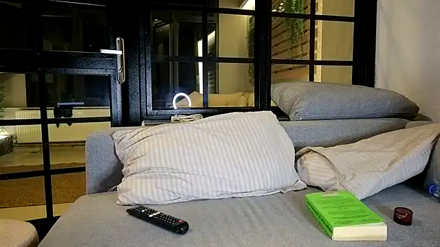 Camii2244 - tease you with my ass and ride pillow