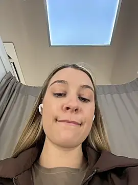 SashaCatt - Masturbation+pinching nipples 🍒 🔥