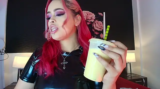 Chat +18 de EvaaFoxxy1 ao vivo
