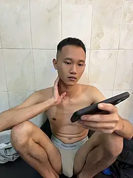 Онлайн чат XXX lun_kai