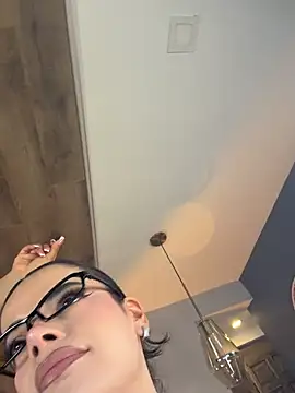 Chat +18 de KateSunder ao vivo