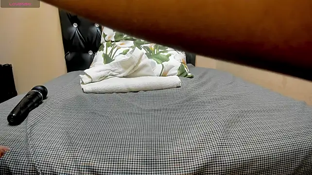 Ms_ruthless লাইভ XXX চ্যাট