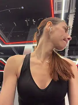 AmelieCrystal's Live XXX Chat