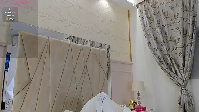 Adrien_Monteiro 即時 XXX 聊天