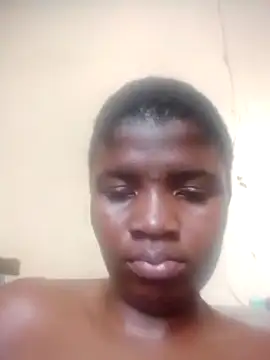 Phatssbitch XXX чат на живо