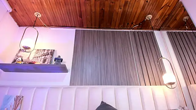 Chatroom XXX en direct de SofiCandy_