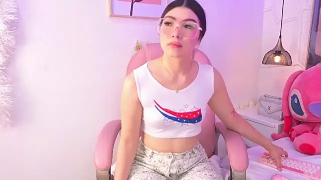 Chat +18 de Chloe_Thompsonn_ ao vivo
