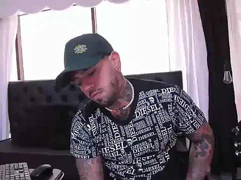 Matt_Smith__ Chat XXX live