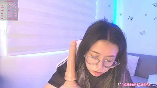 sweettvera Chat XXX live