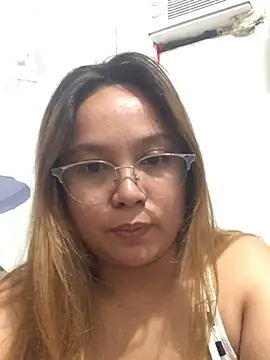 Slutty_sapphire19 - Take a shower in public