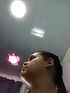NahomyEvans - Suck my big tits