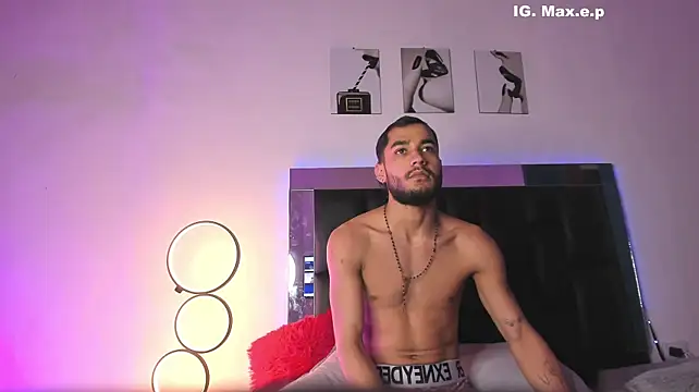 maxpower830 Chat XXX live