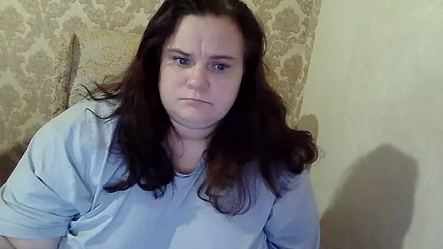 Chat +18 de EmmaXKristall ao vivo