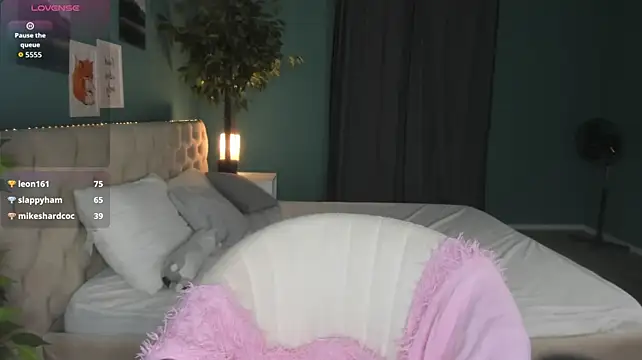 Chat +18 de Meowixx_ ao vivo