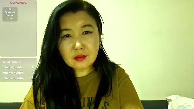 Bet_Lu – Naživo XXX chat