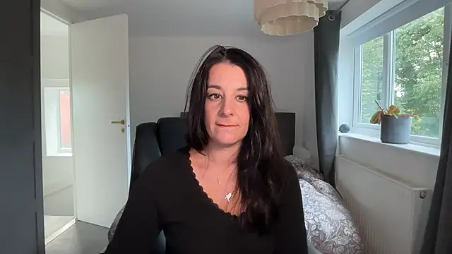 yourcassiexo's Live XXX Chat