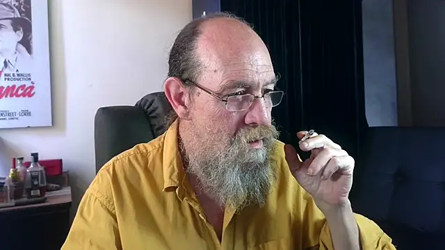 Uncle_Hottie Live XXX-Chat