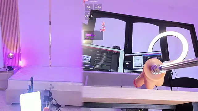 دردشة PeachMonroe الجنسية المباشرة