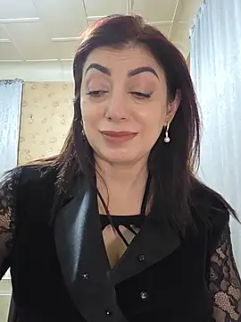 Chat +18 de CharlotteSiren ao vivo