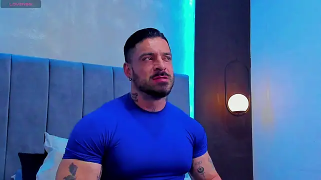 dennis__coxx Adlı Modelin Canlı XXX Sohbeti
