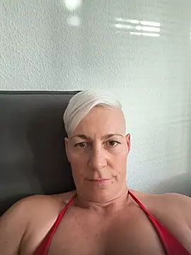 DarleenHot - Öl Boobs/ Lt Livepic