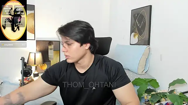 Thom_Ohtanin Live XXX chat