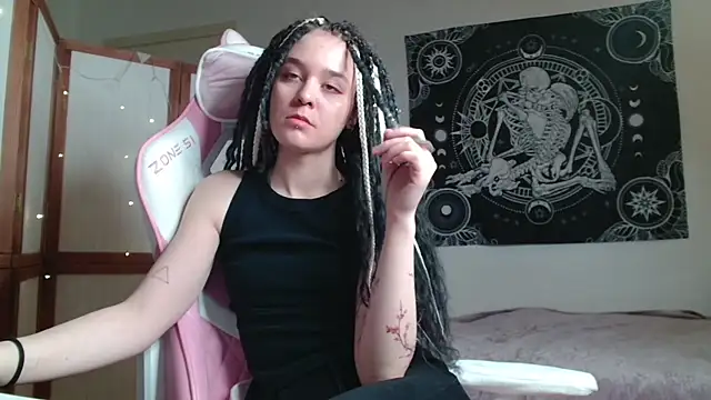 Chat +18 de Mysterious_Toy ao vivo