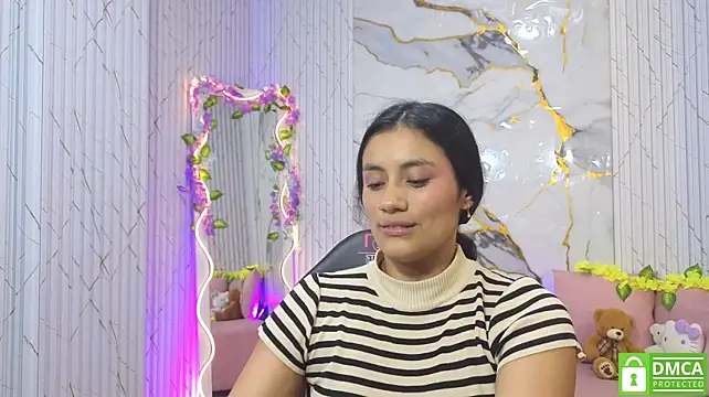 Chat XXX ao vivo de PEACHY_TAY
