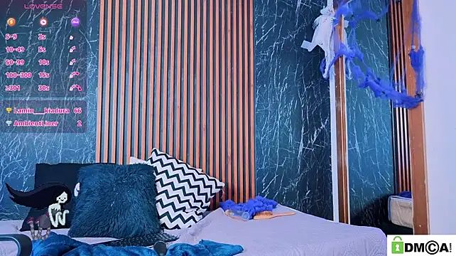Marilyndackaria_ - show feet