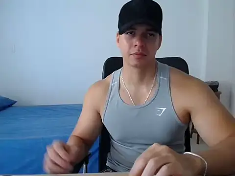 MRROSS95 Live XXX-chat