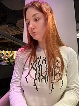 Chat +18 de SaintMaya ao vivo