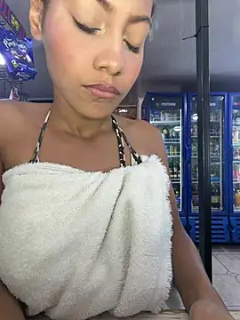 Eva_rousse01 Chat XXX live