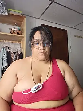 Chat +18 de Mia_Adell_11 ao vivo