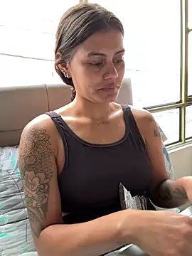 Chat +18 de RachelWeisz_ ao vivo