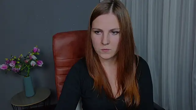ElizabethGlow's Live XXX Chat