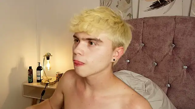 Ian_Stone live XXX chat