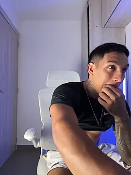 sendfer Chat XXX in diretta
