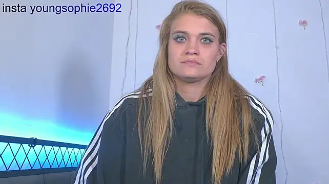 Živý XXX chat YoungSophie