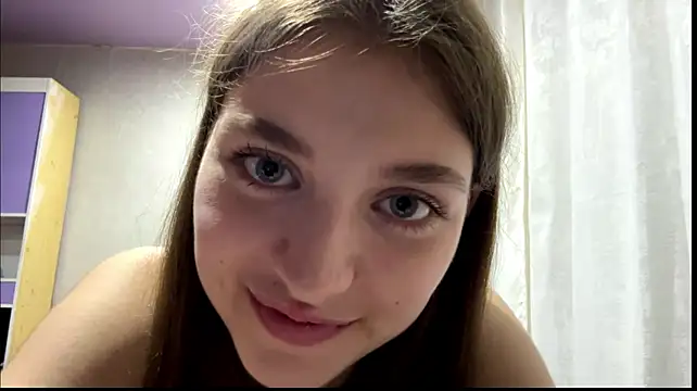 Chat +18 de FeliceMussmann ao vivo