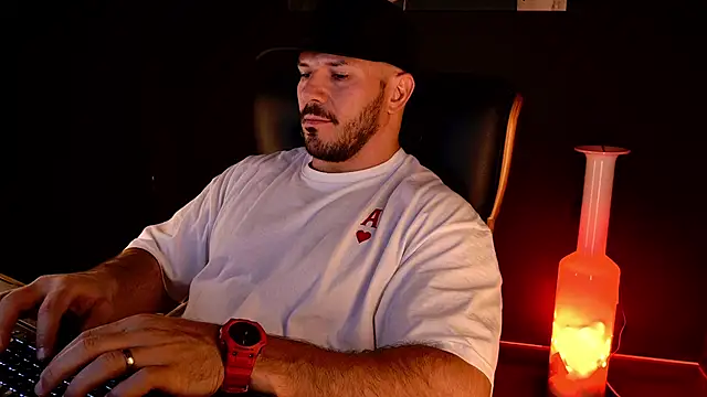 AngeloEric live XXX chat