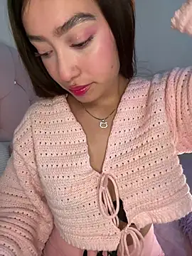 Miakittyyy's Live XXX Chat