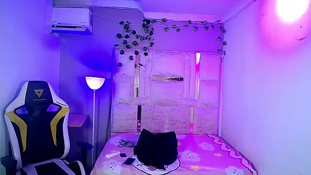 Liom_Gym Chat XXX live