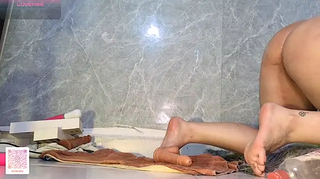 Chat +18 de Mia__reys ao vivo