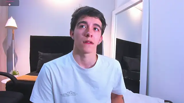 Austinboltn Live XXX chat