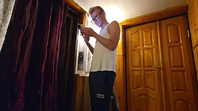 Chat XXX Live Vuitton