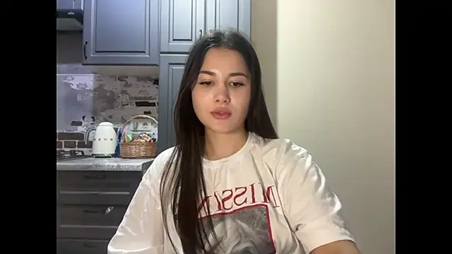 Chat +18 de honey_bunny44 ao vivo