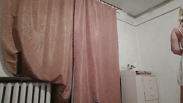 Chat +18 de _bellaforever__ ao vivo